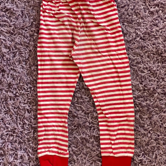 Girls 5t Mrs Claus Christmas pajama set - Picture 12 of 13